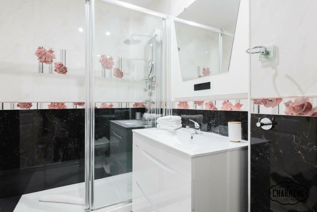 Charming Puerta De Toledo IV Apartment Madrid Bagian luar foto